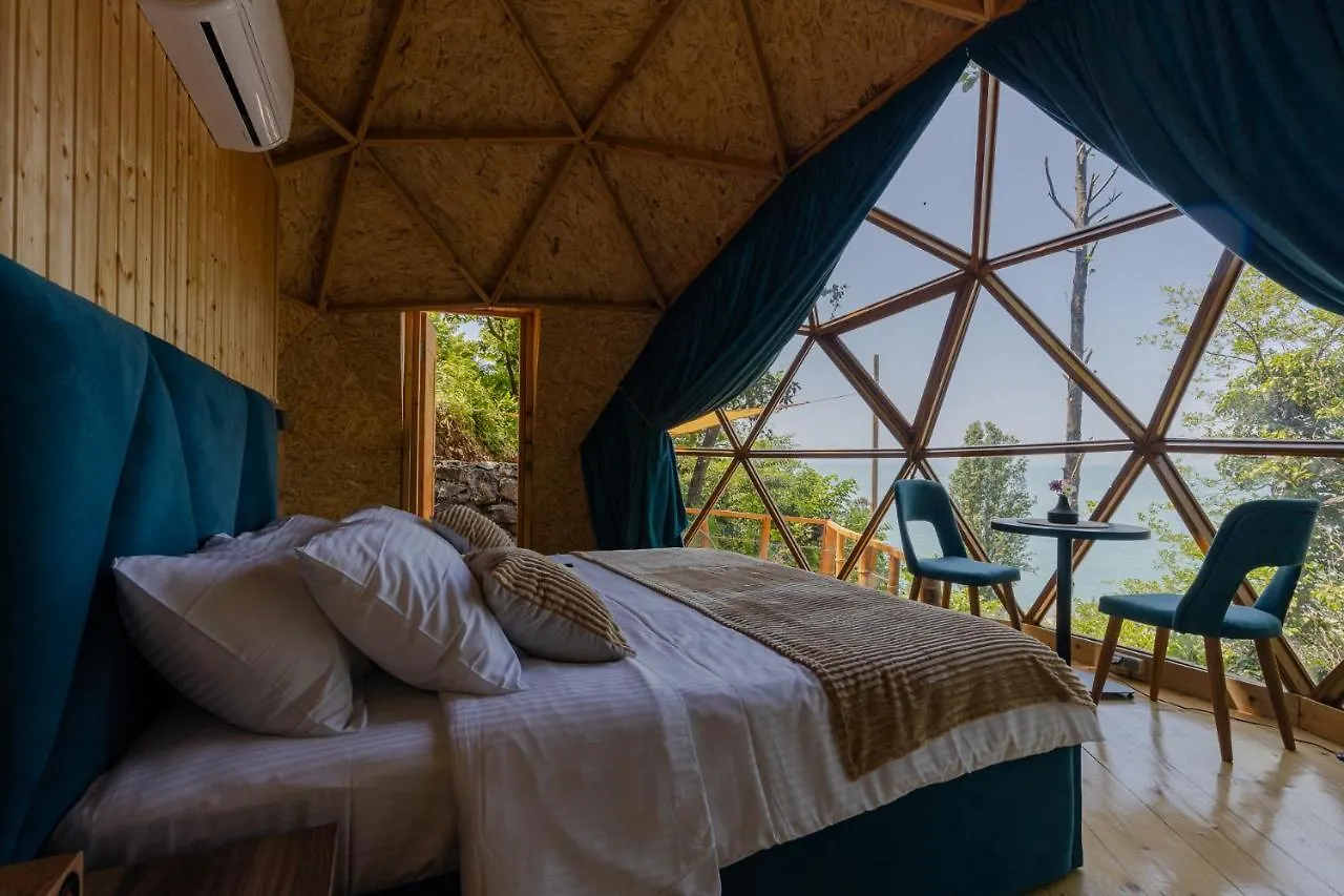 مكان تخييم Glamping Martini Kvariati باتومي