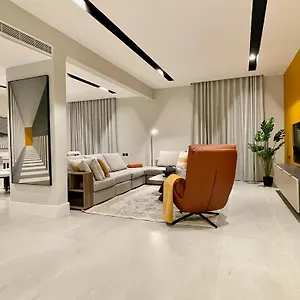C Living - Executive - Aqiq شقة الرياض